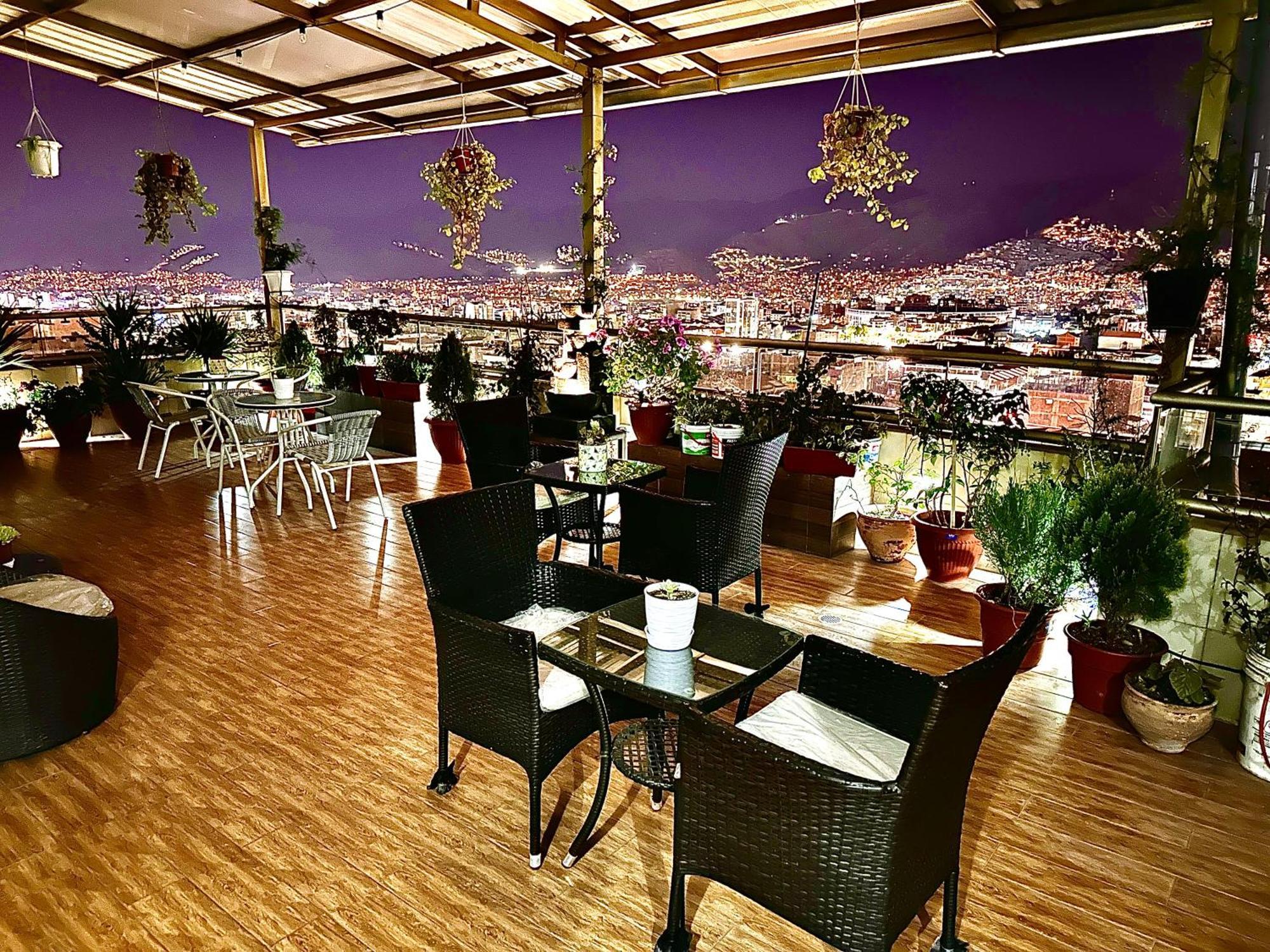 Inkasabios Apartahotel *